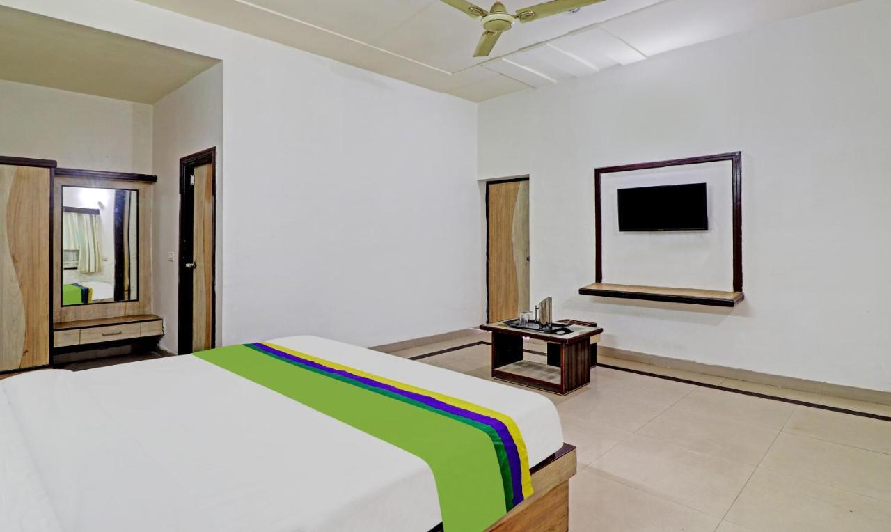 Golden Pearl Hotel Agra  Buitenkant foto