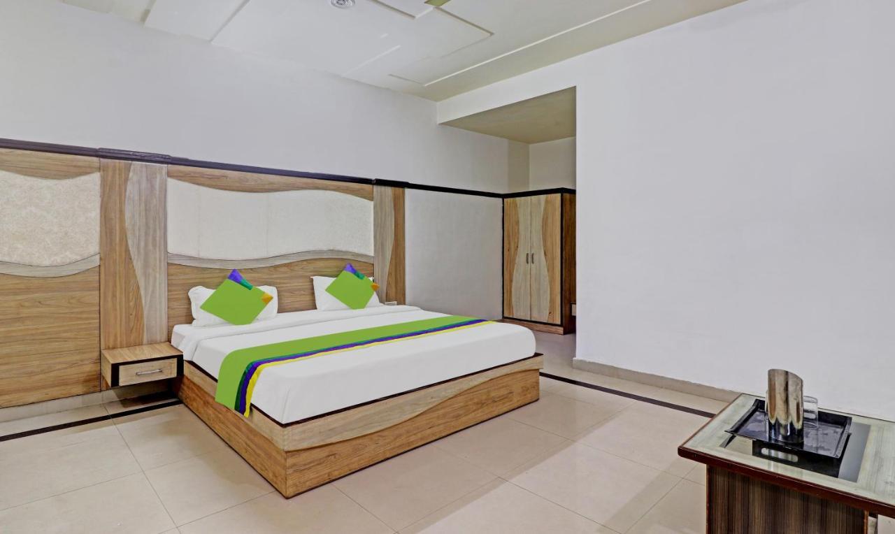 Golden Pearl Hotel Agra  Buitenkant foto